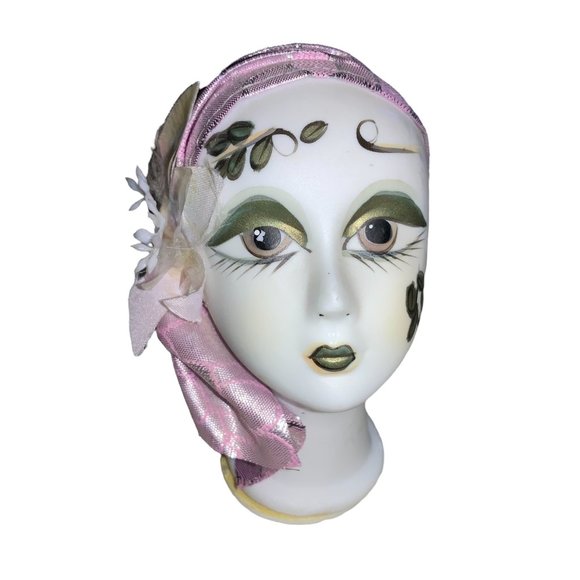 Art Deco Style Ceramic Doll Lady’s Head Figurine- 3.5 inches tall - Picture 1 of 6